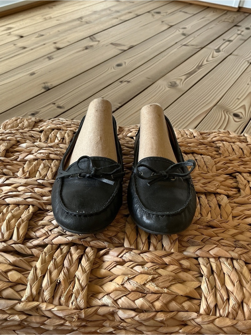 Nurture Black Leather Ballet Flats/Loafers Comfort Shoes Size 7.5M